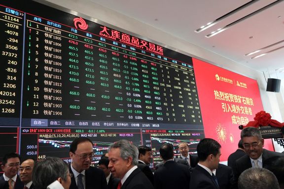 بازگشت قیمت آتی پی وی سی به 900 دلار