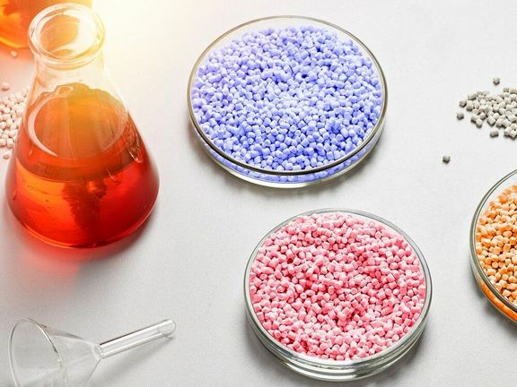 روند پرنوسان قیمتهای استایرن آسیایی همزمان با محدودیت عرضه و بازارهای نفت